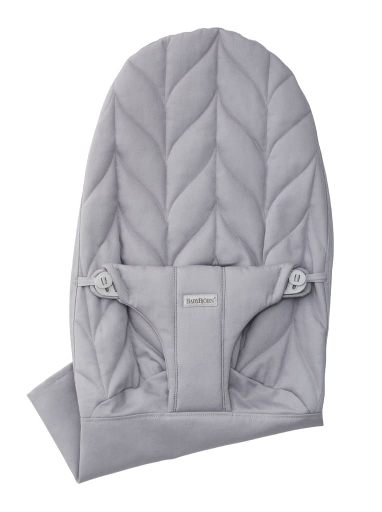 Bliss Cover Woven Petal Quilt Light Grey