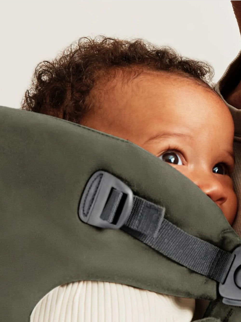 Carrier Mini Woven Dark Green – additional view 4