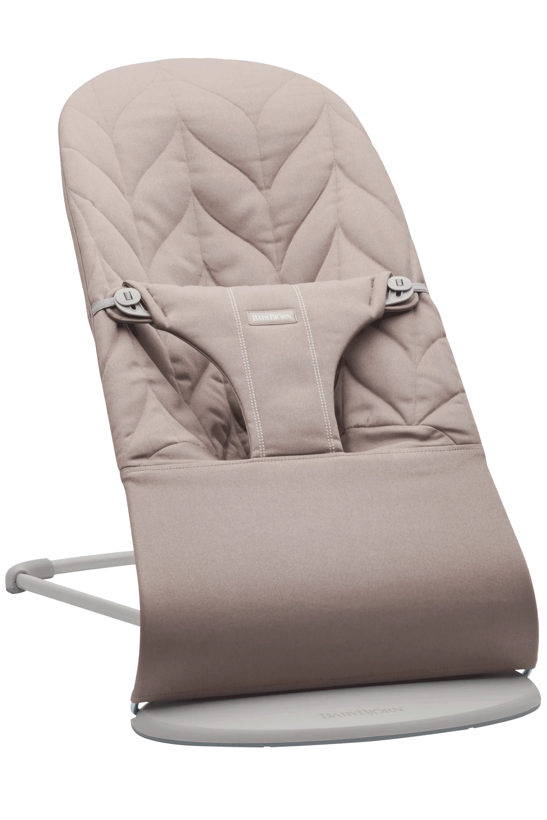 Bouncer Bliss Woven Petal Quilt Sand Gry
