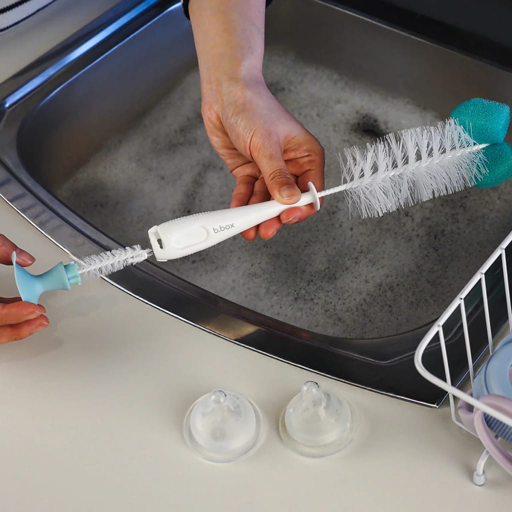 2in1 brush & teat cleaner forest – additional view 2